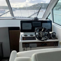 Cruiser Yachts Cantius 41′ 2012 (Seas The Moment)