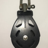 7" X 4.25" X 2.5" Harken Swivel Block (Used) 7" X 4.25" X 2.5" Harken Swivel Block (Used)