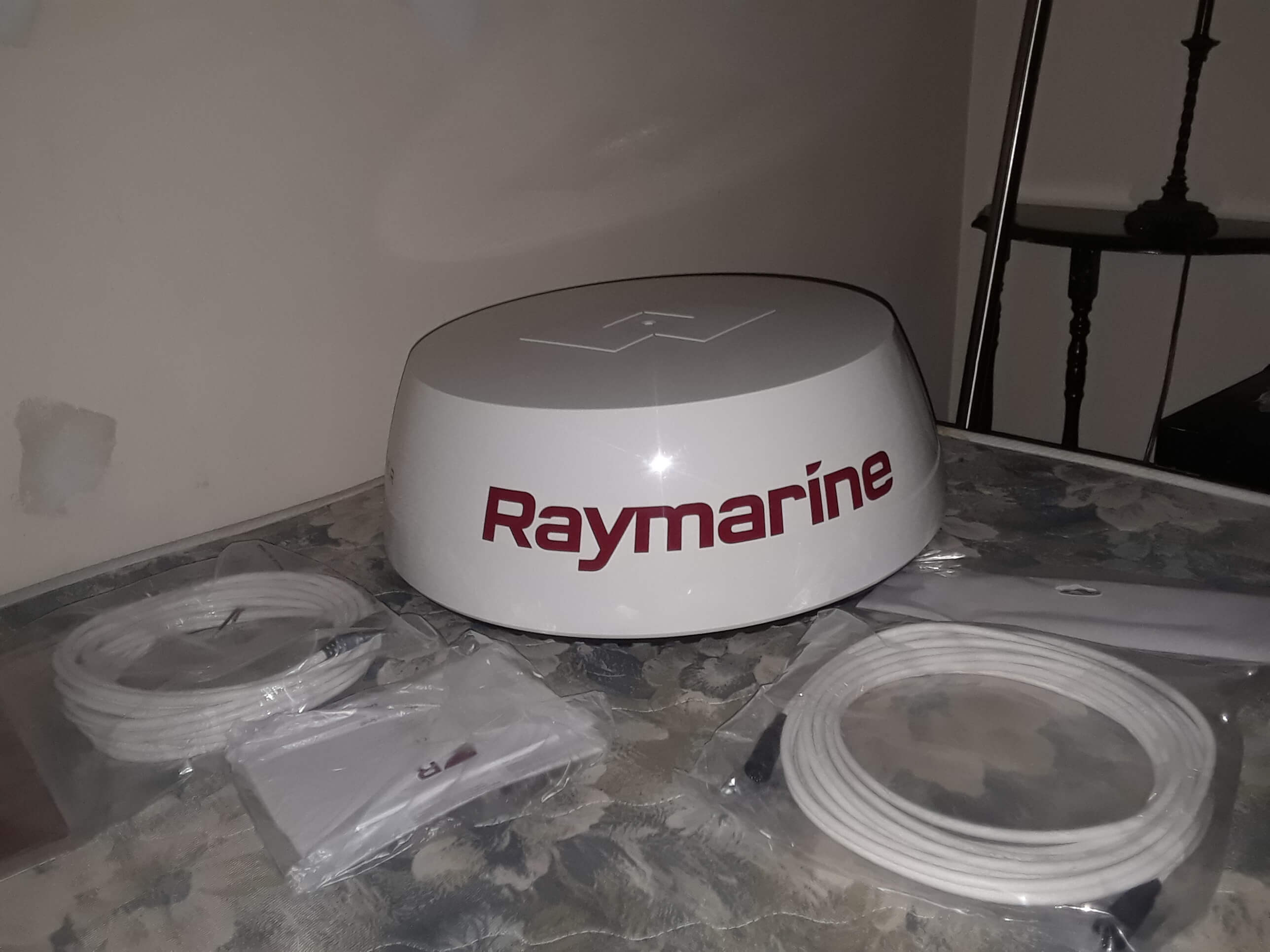 Raymarine Radar Raymarine Quantum 2 Radar Dome Harbor Shoppers