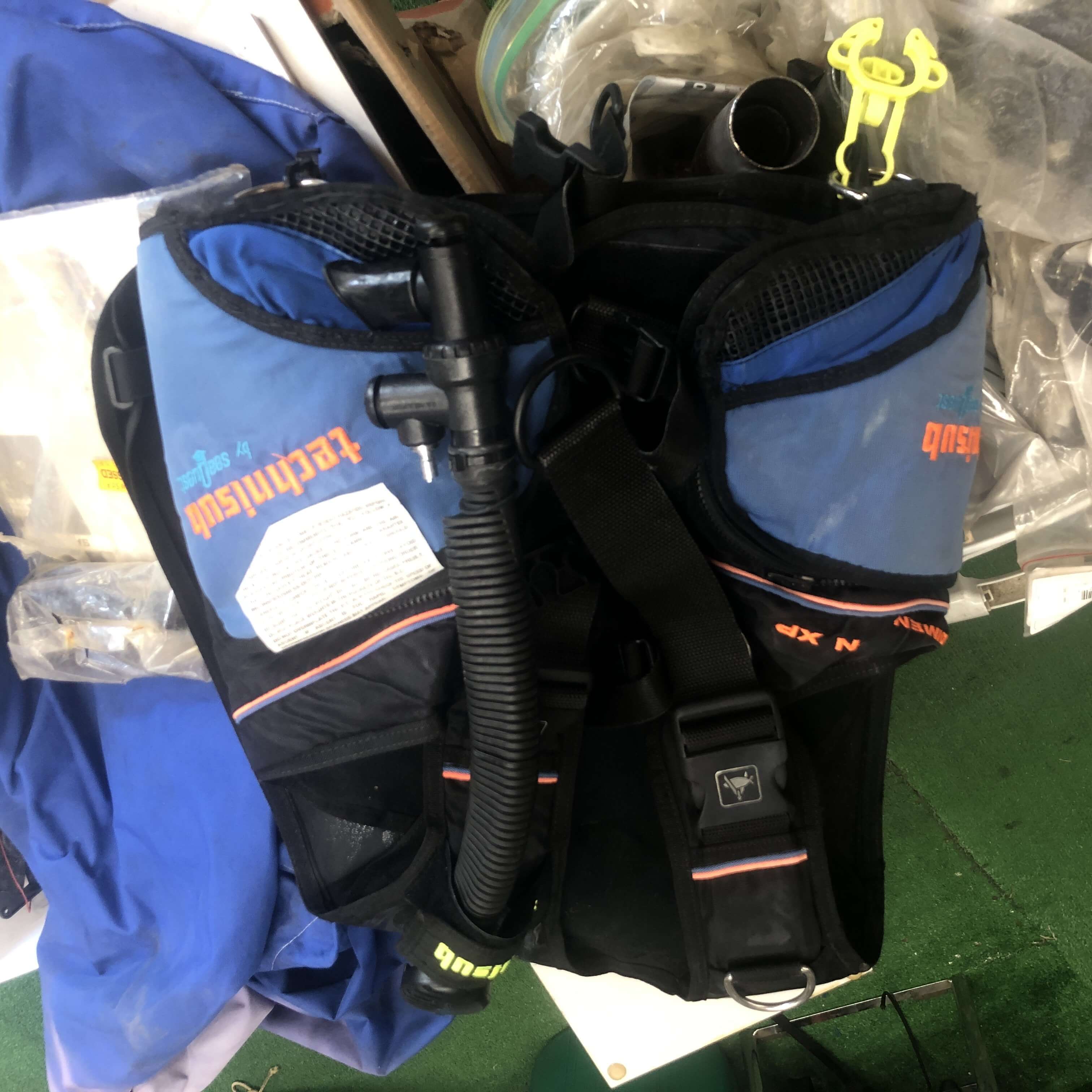seaquest dive gear