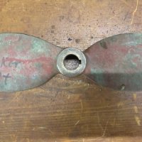 Bronze 2-Blade 16'' Propeller Bronze 2-Blade 16'' Propeller