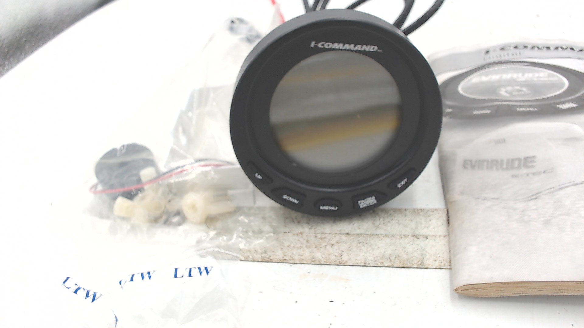 WIN_20240917_09_42_43_Pro.jpg Evinrude ICommand New C1A2B7