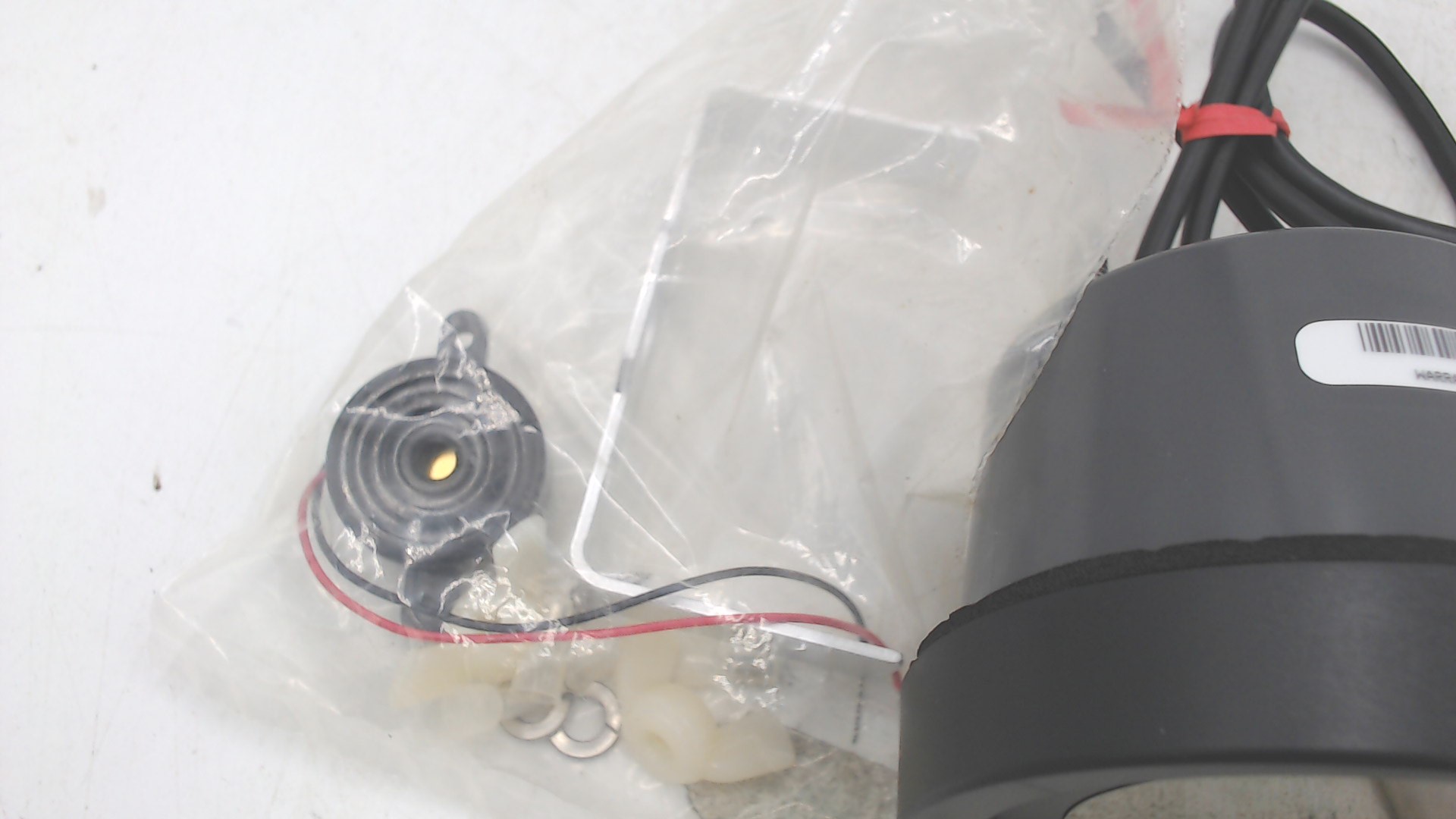 WIN_20240917_09_42_15_Pro.jpg Evinrude ICommand New C1A2B7