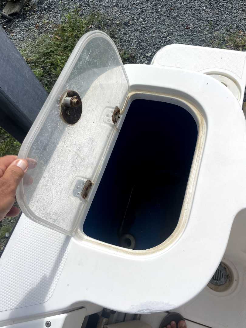 Mako 23' CC Twin 150 Yamaha Outboards Mako 23' CC Twin 150 Yamaha Outboards
