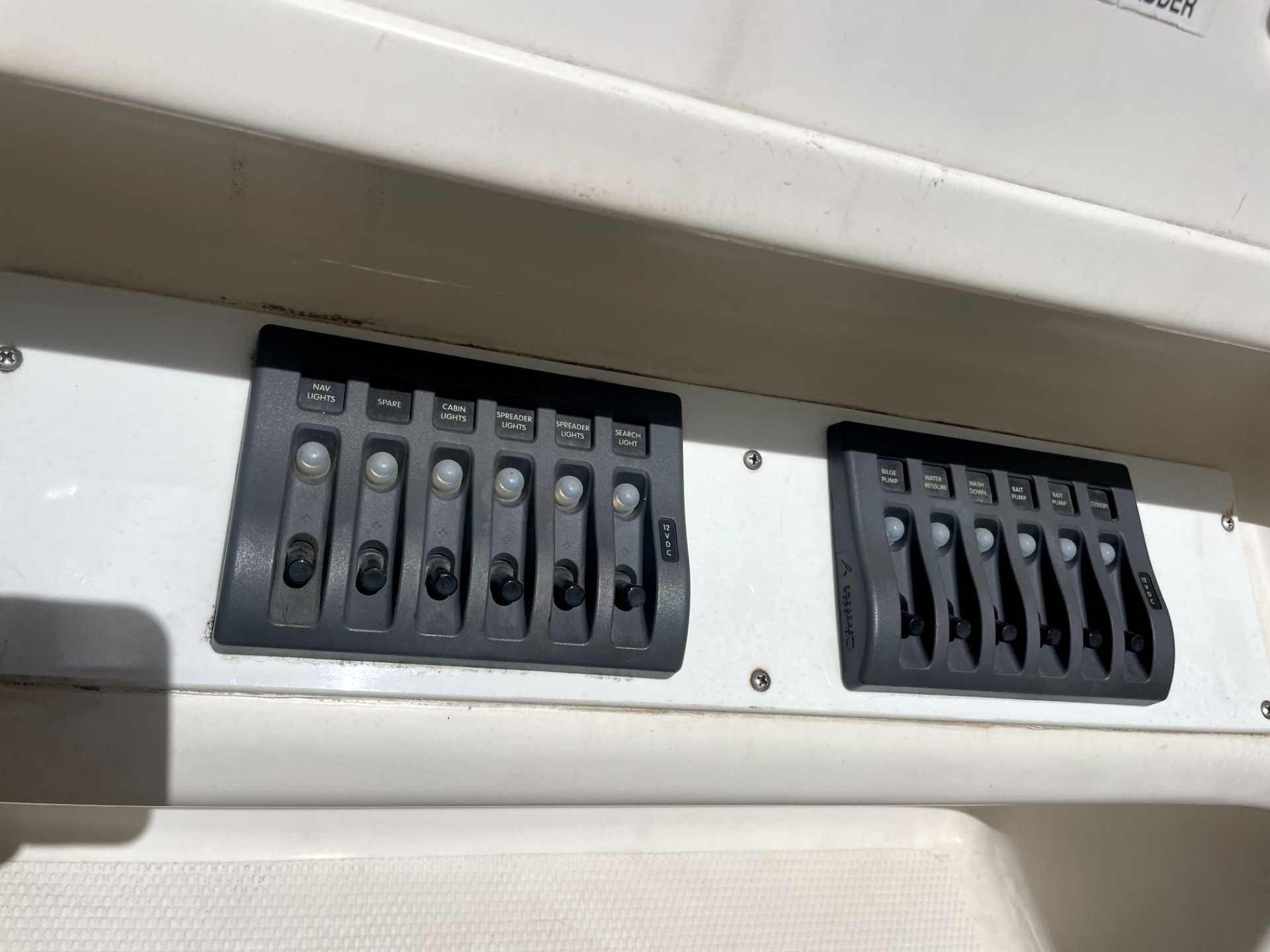 Mako 23' CC Twin 150 Yamaha Outboards Mako 23' CC Twin 150 Yamaha Outboards