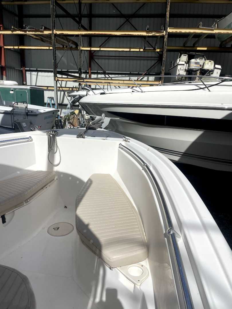 Mako 23' CC Twin 150 Yamaha Outboards Mako 23' CC Twin 150 Yamaha Outboards