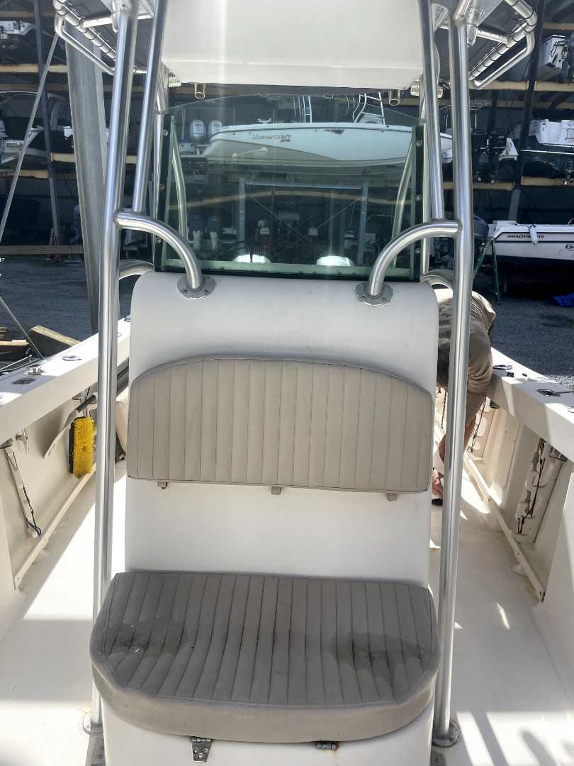 Mako 23' CC Twin 150 Yamaha Outboards Mako 23' CC Twin 150 Yamaha Outboards