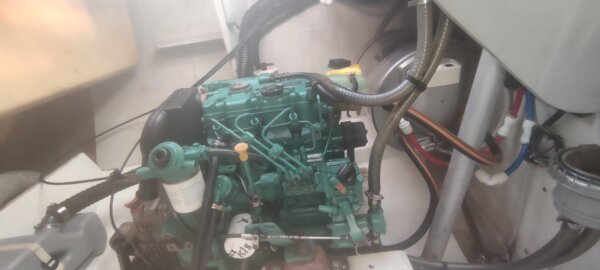 2015 15 6937 BOAT