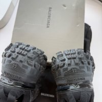 Balenciaga Bouncer Size 11 men’s /44 EU - Used/worn once! Balenciaga Bouncer Size 11 men’s /44 EU - Used/worn once!