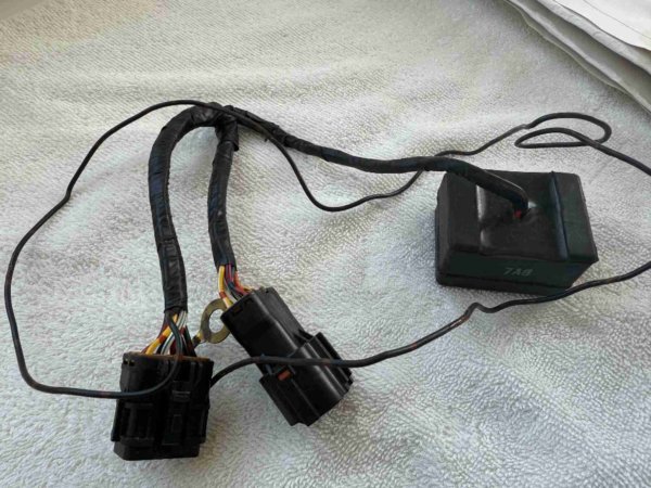 Yanmar Saildrive SD20 / SD50 Installation Kit – Rubber Hull Seal, Wiring Harness & Manuals