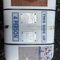 4-Person Life Raft with Hydrostatic Release 4-Person Life Raft with Hydrostatic Release