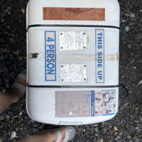 4-Person Life Raft with Hydrostatic Release 4-Person Life Raft with Hydrostatic Release