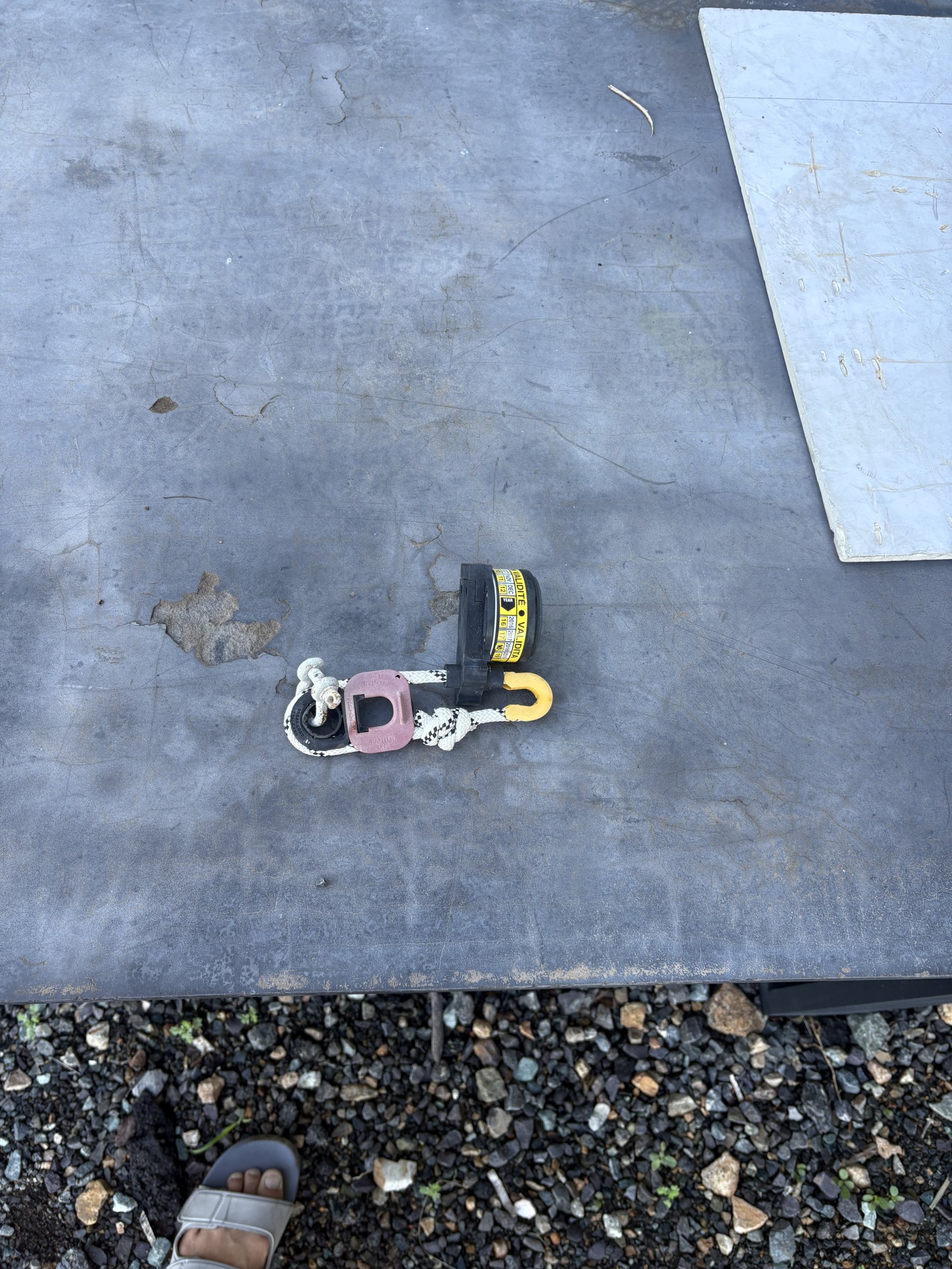 IMG_0989 4-Person Life Raft with Hydrostatic Release