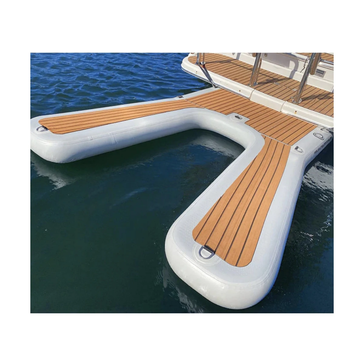 Sf70c1d75168242069ae95df429dd92d54-1.webp Ocean Jet Ski Dock Floating Inflatable Boat Dock Y Shape Inflatable Floating Platform For Motorboat